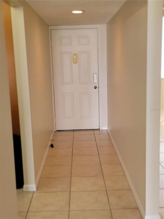 For Rent: $2,200 (3 beds, 2 baths, 1295 Square Feet)