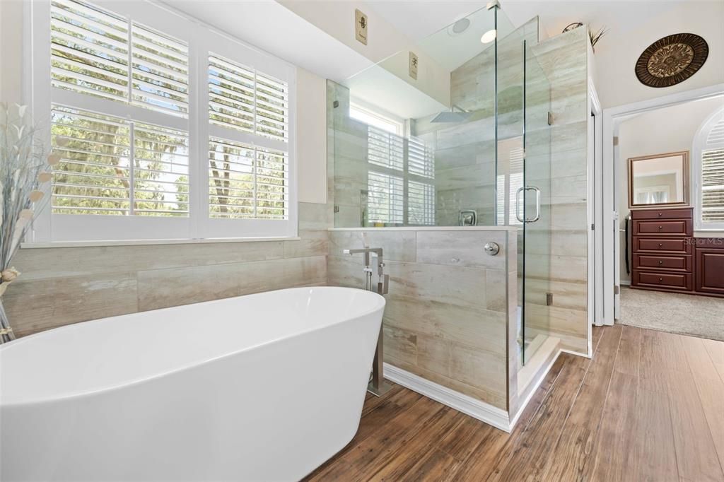 For Sale: $1,083,000 (3 beds, 2 baths, 1918 Square Feet)