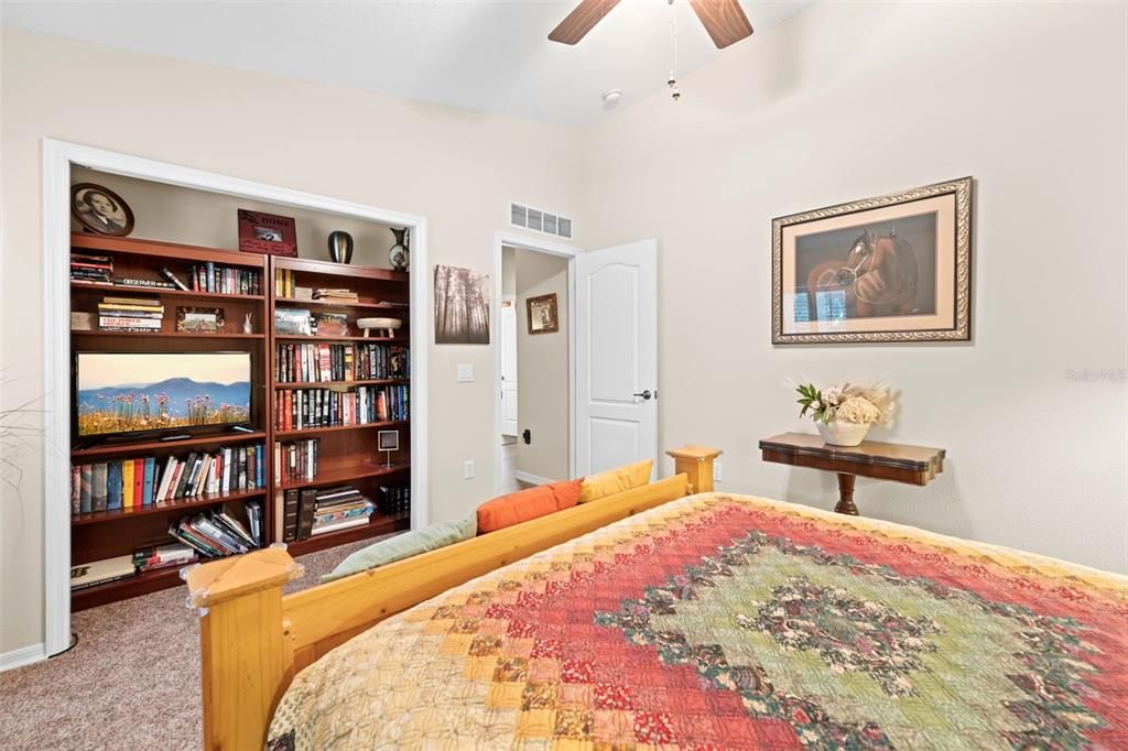 For Sale: $1,083,000 (3 beds, 2 baths, 1918 Square Feet)