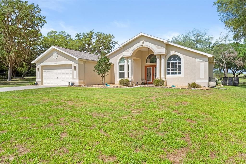 For Sale: $1,083,000 (3 beds, 2 baths, 1918 Square Feet)