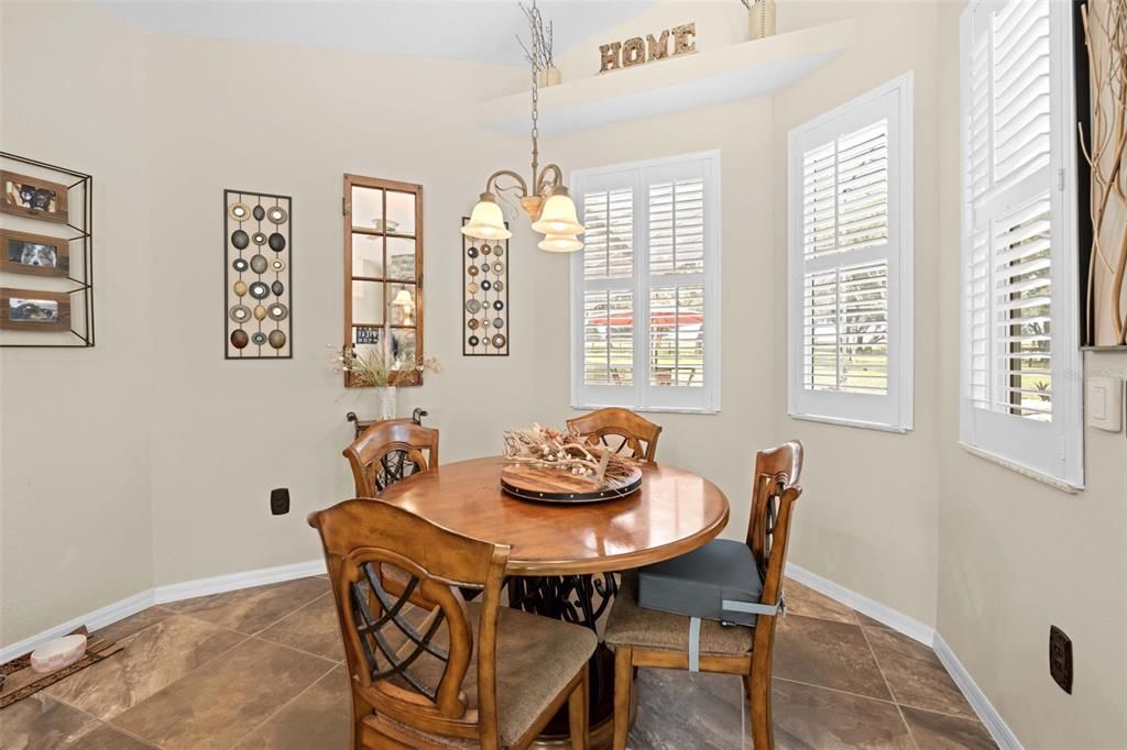 For Sale: $1,083,000 (3 beds, 2 baths, 1918 Square Feet)