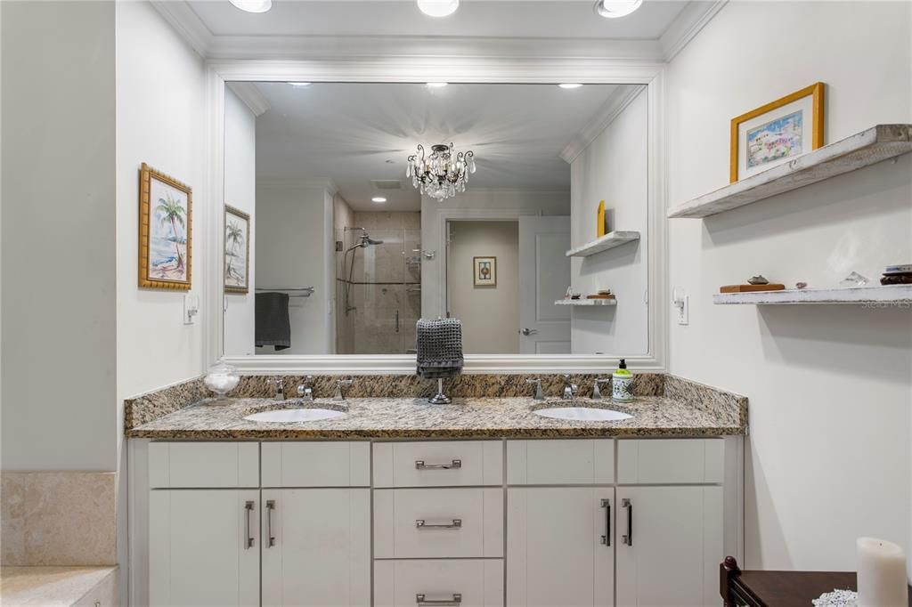 For Sale: $1,495,000 (3 beds, 3 baths, 2400 Square Feet)