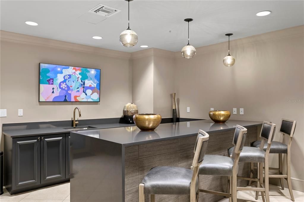 For Sale: $1,495,000 (3 beds, 3 baths, 2400 Square Feet)