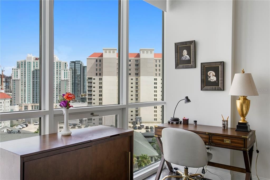 For Sale: $1,495,000 (3 beds, 3 baths, 2400 Square Feet)