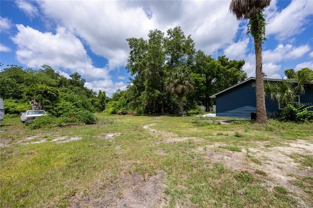 For Sale: $285,000 (0 beds, 0 baths, 1040 Square Feet)