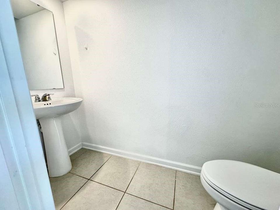 En Renta: $2,400 (3 camas, 2 baños, 1834 Pies cuadrados)