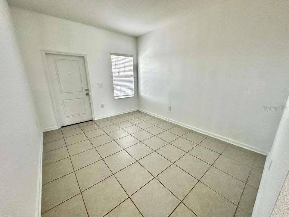 En Renta: $2,400 (3 camas, 2 baños, 1834 Pies cuadrados)