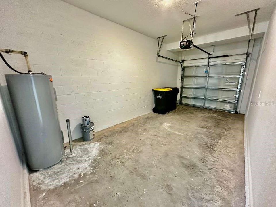 En Renta: $2,400 (3 camas, 2 baños, 1834 Pies cuadrados)