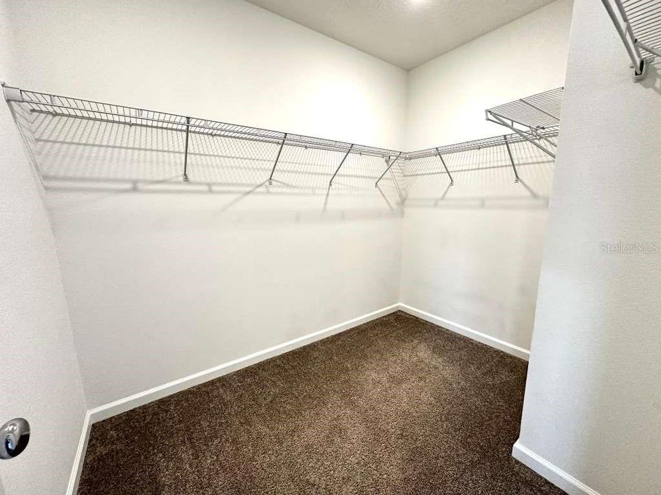 En Renta: $2,400 (3 camas, 2 baños, 1834 Pies cuadrados)