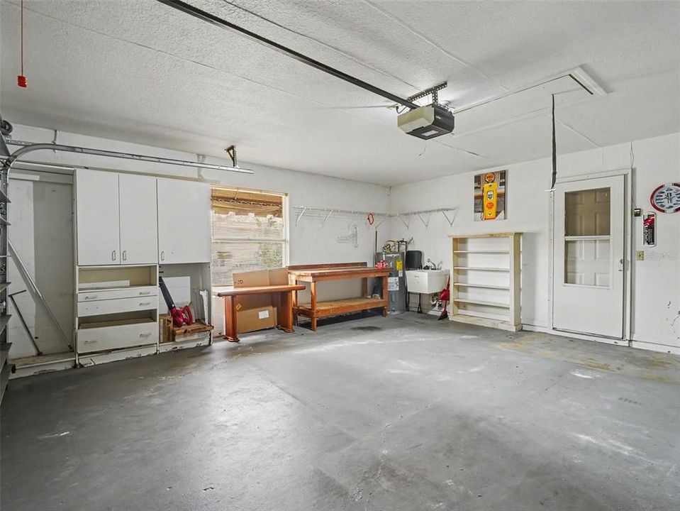 For Sale: $325,000 (2 beds, 2 baths, 1626 Square Feet)