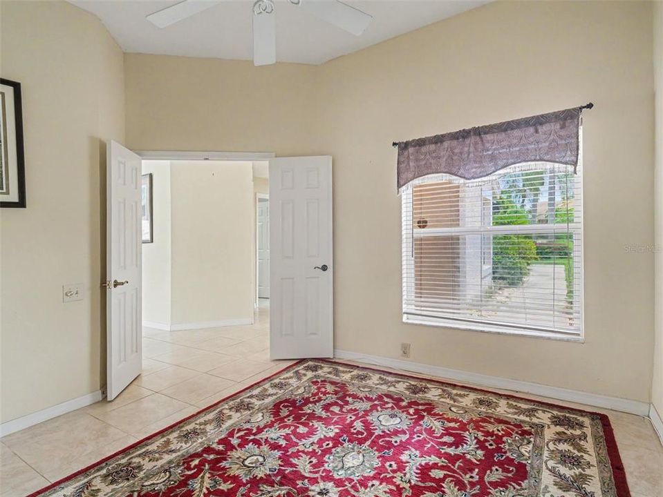 For Sale: $325,000 (2 beds, 2 baths, 1626 Square Feet)