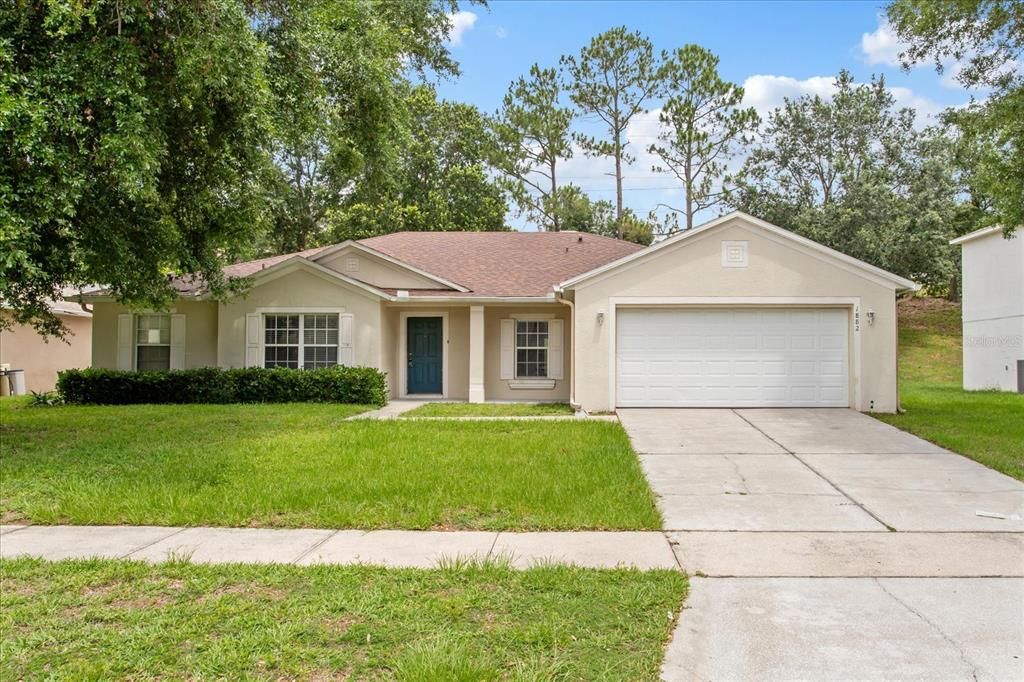 For Sale: $415,000 (4 beds, 2 baths, 2161 Square Feet)