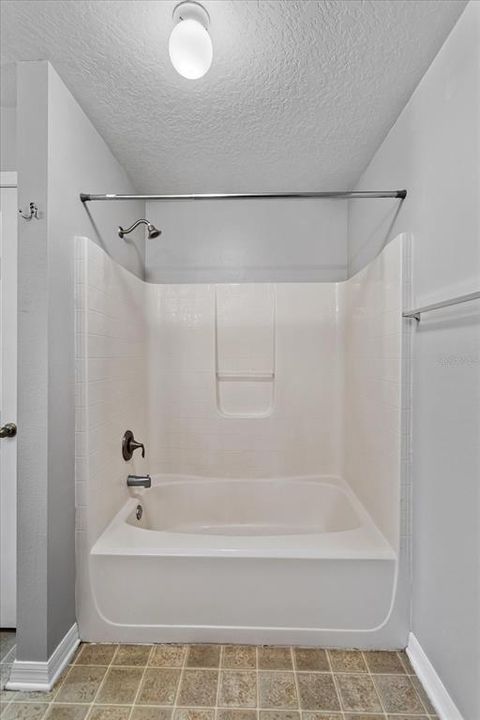 For Sale: $415,000 (4 beds, 2 baths, 2161 Square Feet)