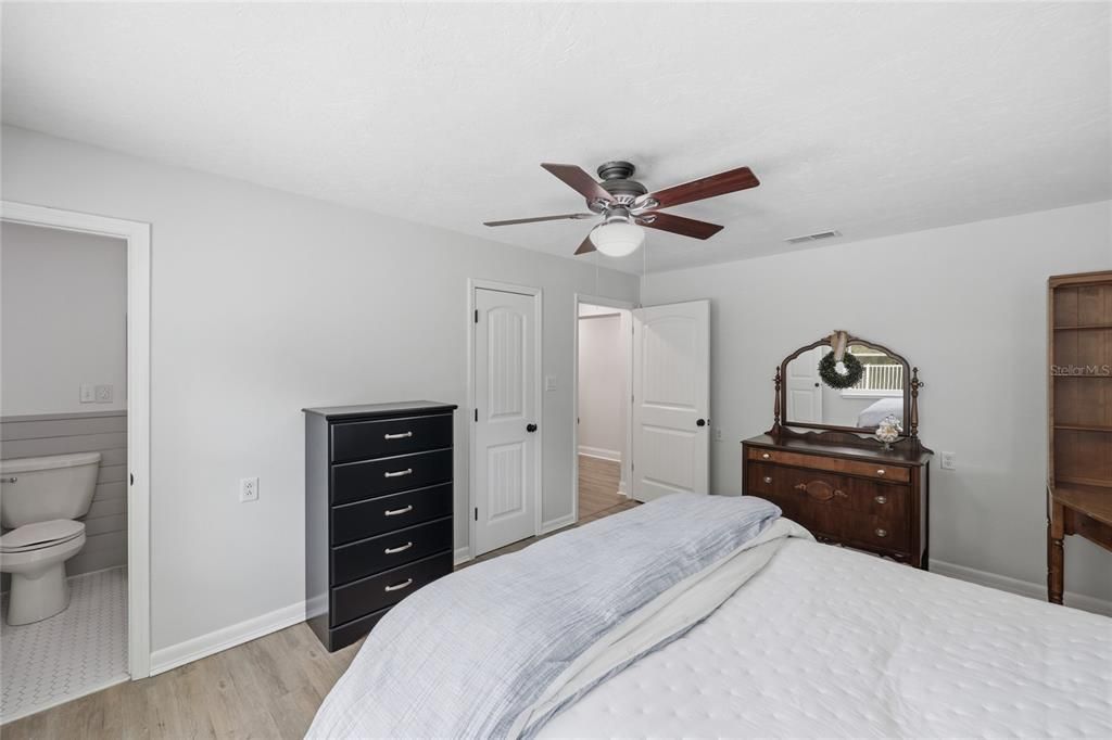 For Sale: $679,999 (3 beds, 2 baths, 2236 Square Feet)