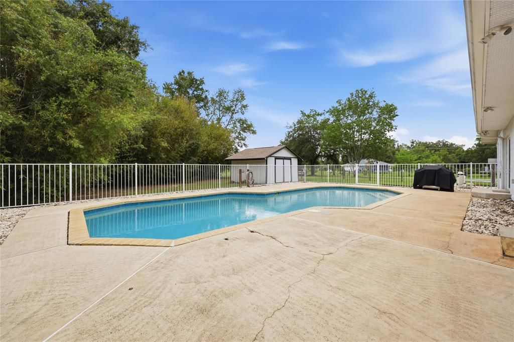 For Sale: $679,999 (3 beds, 2 baths, 2236 Square Feet)