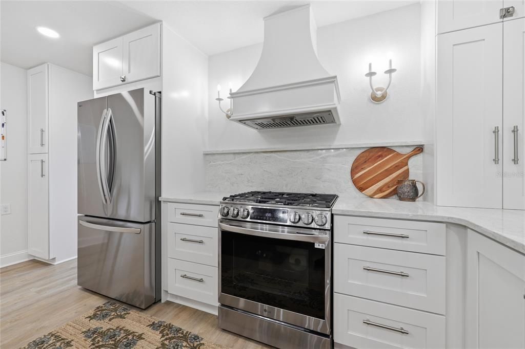For Sale: $679,999 (3 beds, 2 baths, 2236 Square Feet)
