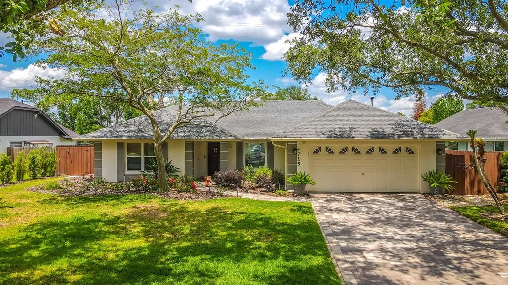 Active With Contract: $485,000 (4 beds, 2 baths, 2011 Square Feet)
