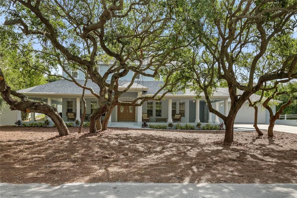 For Sale: $1,095,000 (3 beds, 2 baths, 2830 Square Feet)