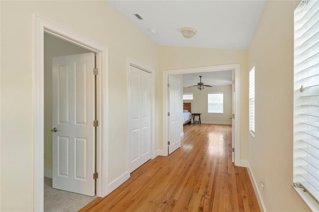 For Sale: $1,095,000 (3 beds, 2 baths, 2830 Square Feet)