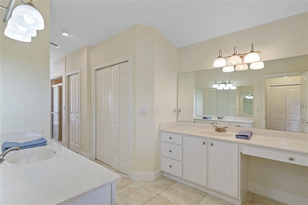 For Sale: $1,095,000 (3 beds, 2 baths, 2830 Square Feet)