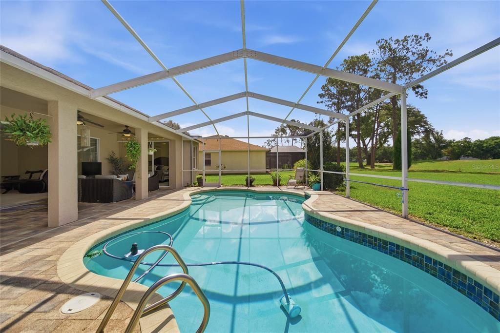 For Sale: $459,000 (3 beds, 2 baths, 1860 Square Feet)