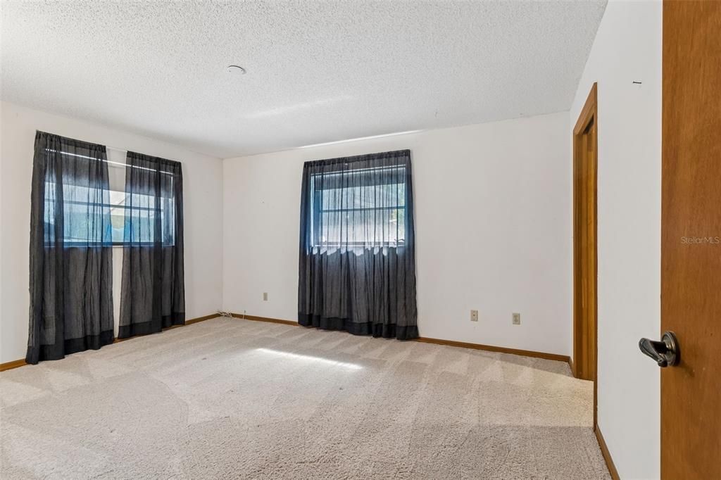 For Sale: $584,916 (3 beds, 2 baths, 1893 Square Feet)