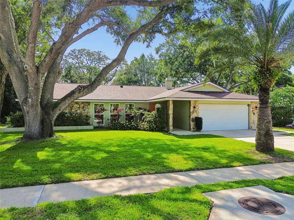 For Sale: $584,916 (3 beds, 2 baths, 1893 Square Feet)