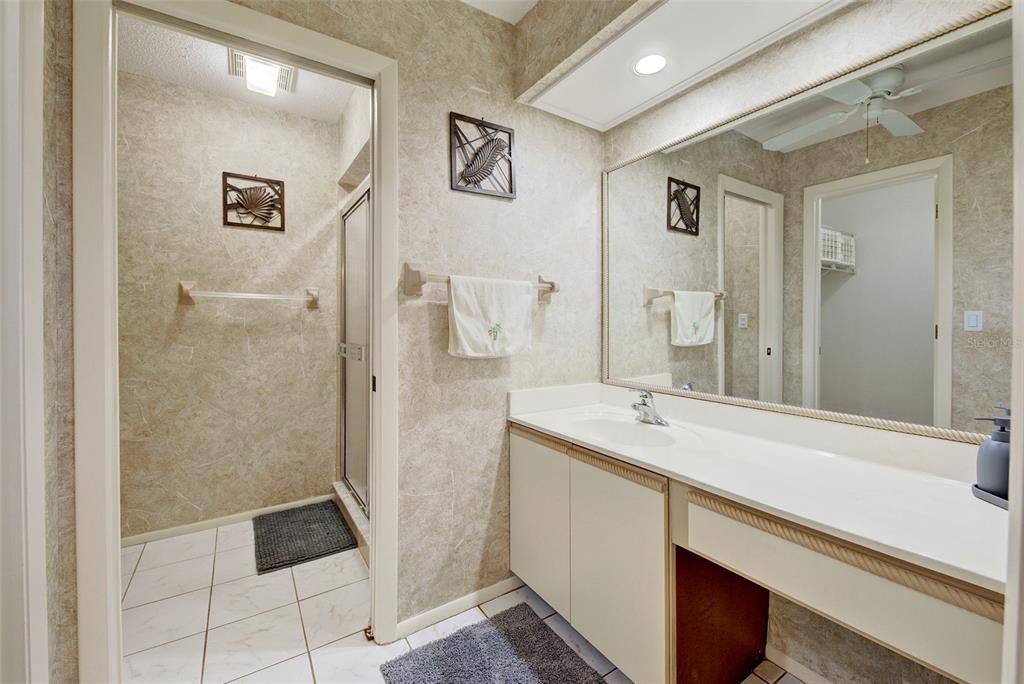 En Venta: $299,000 (3 camas, 2 baños, 1314 Pies cuadrados)