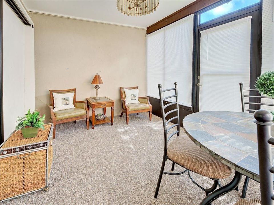 En Venta: $299,000 (3 camas, 2 baños, 1314 Pies cuadrados)
