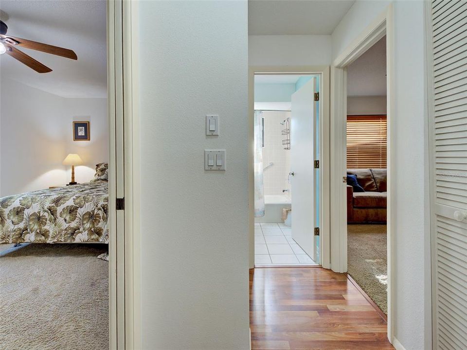 En Venta: $299,000 (3 camas, 2 baños, 1314 Pies cuadrados)