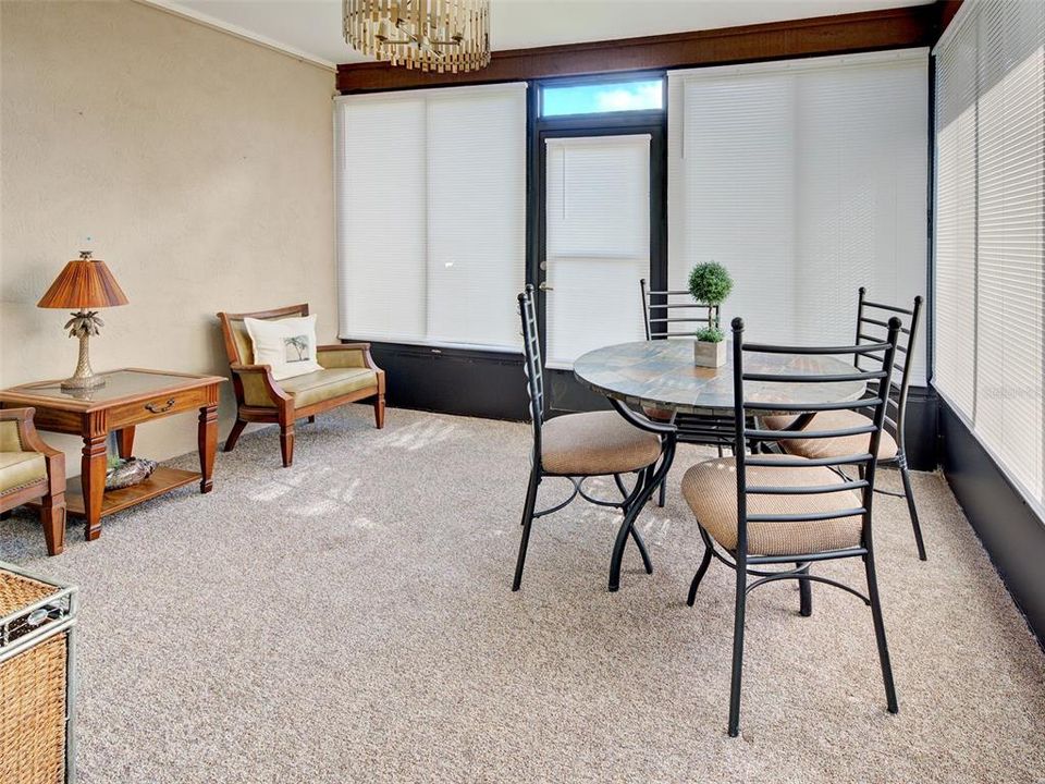 En Venta: $299,000 (3 camas, 2 baños, 1314 Pies cuadrados)