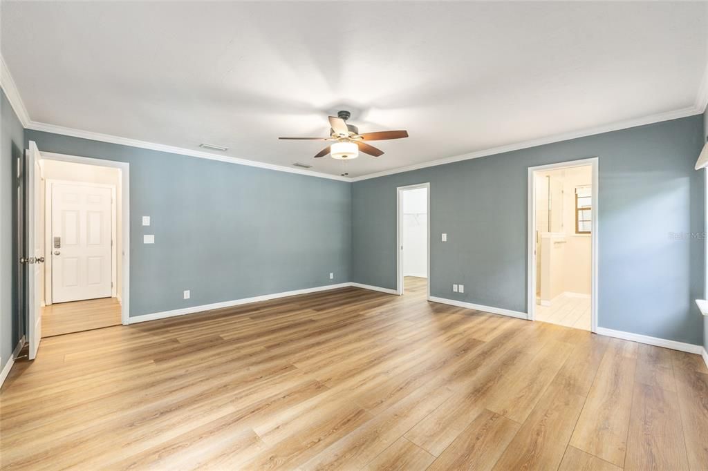 For Sale: $515,000 (3 beds, 2 baths, 2252 Square Feet)