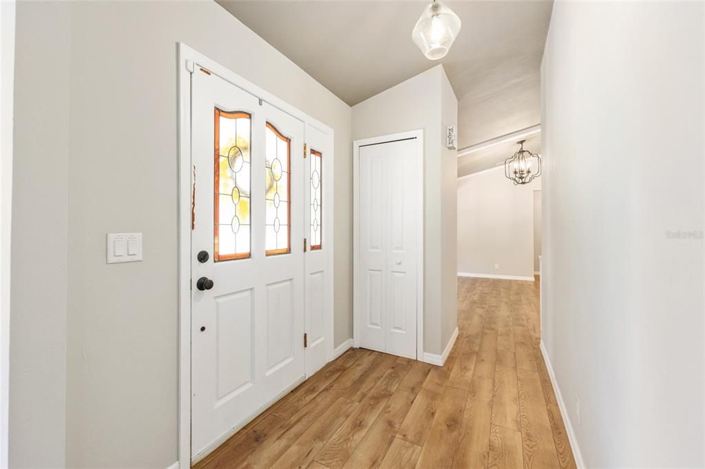 For Sale: $515,000 (3 beds, 2 baths, 2252 Square Feet)