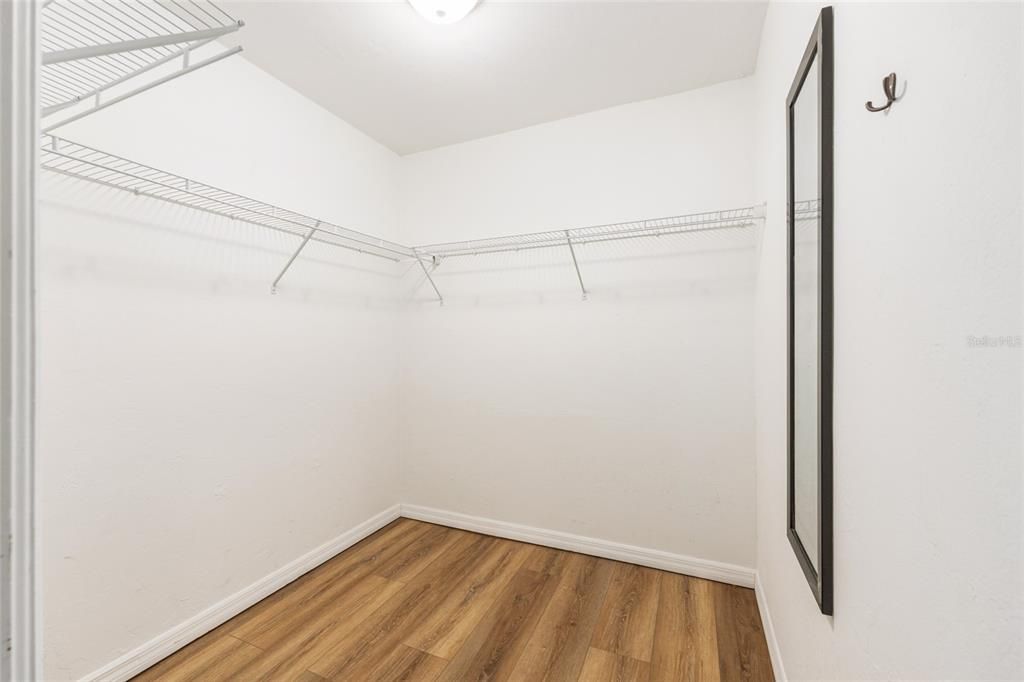 For Sale: $515,000 (3 beds, 2 baths, 2252 Square Feet)