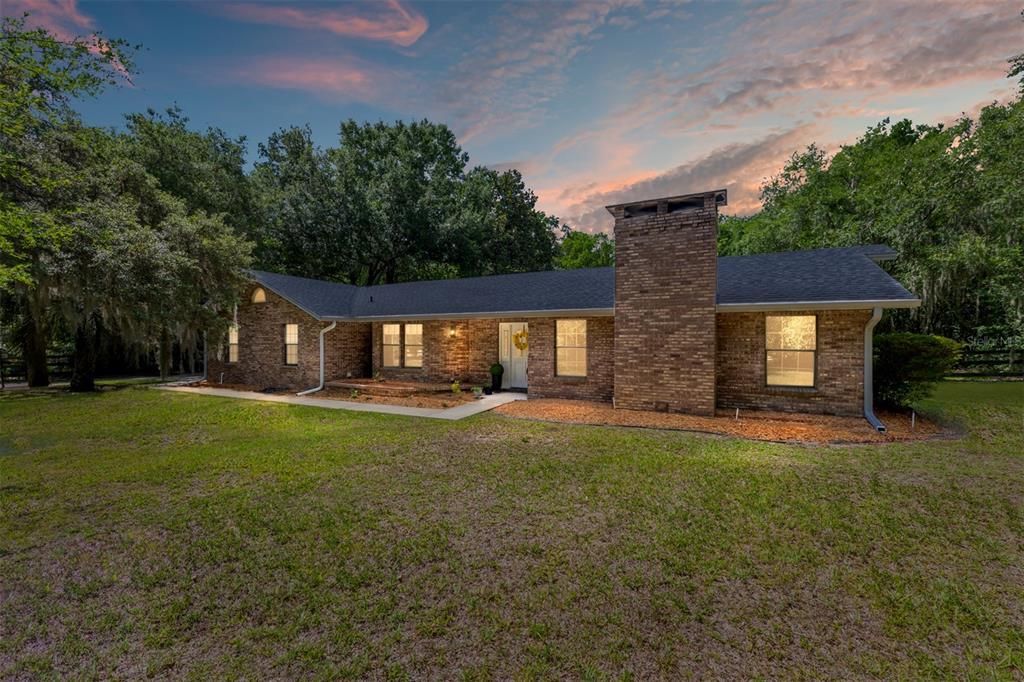 For Sale: $515,000 (3 beds, 2 baths, 2252 Square Feet)