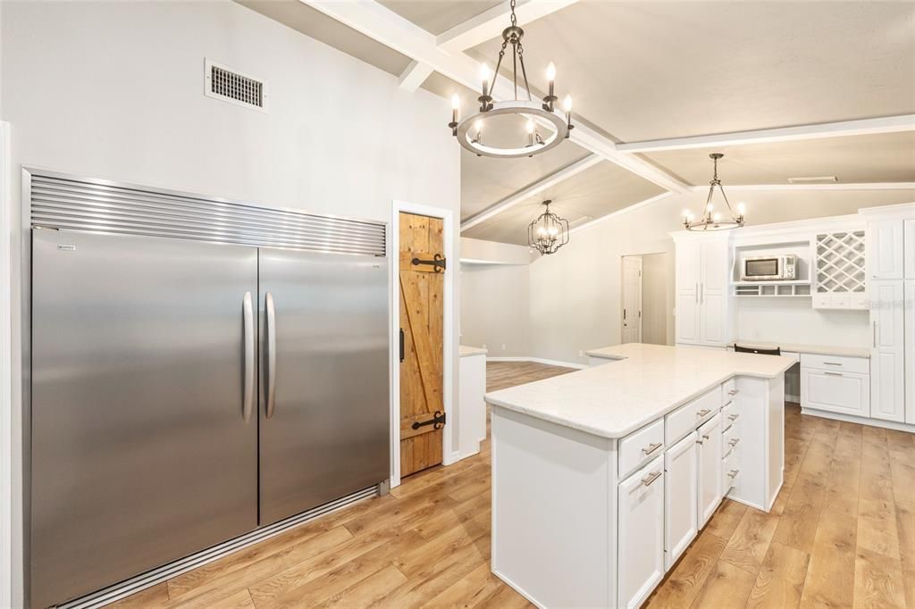 For Sale: $515,000 (3 beds, 2 baths, 2252 Square Feet)