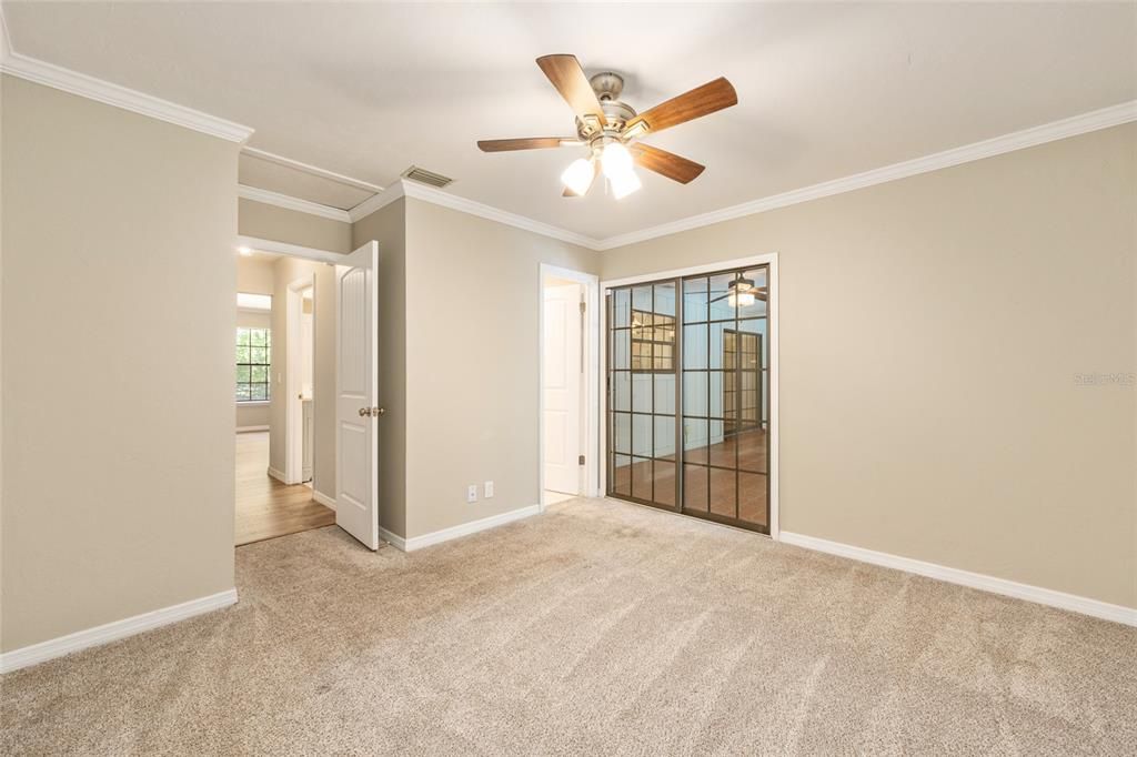 For Sale: $515,000 (3 beds, 2 baths, 2252 Square Feet)