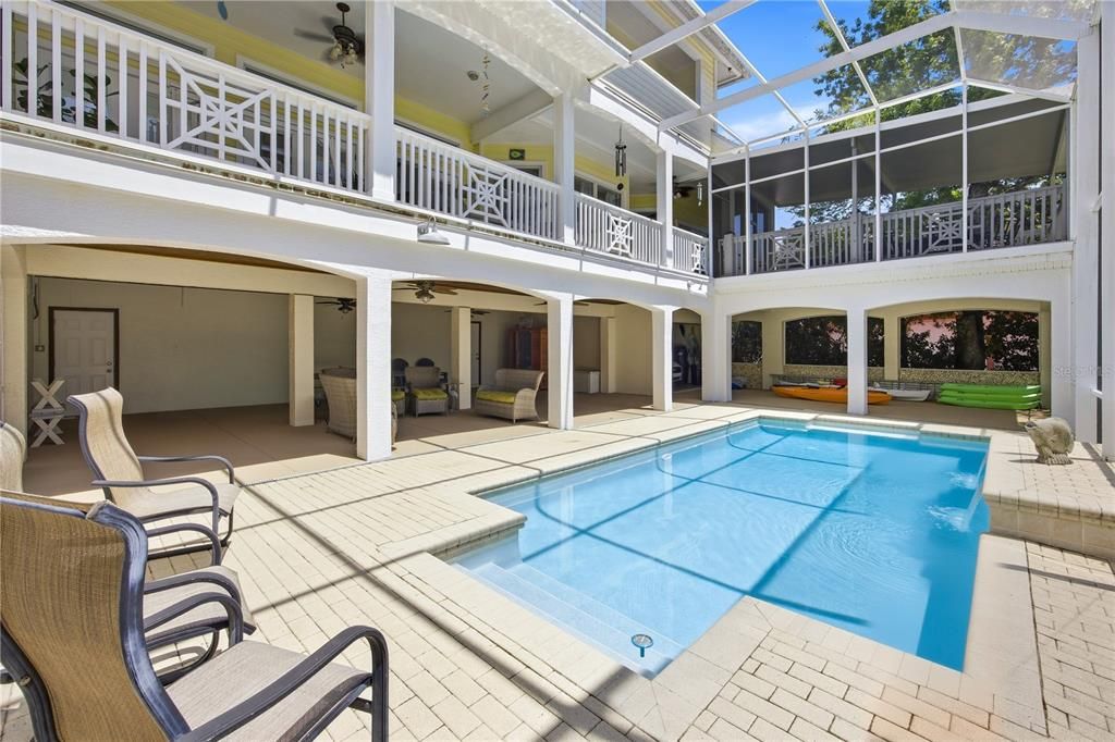 En Venta: $1,350,000 (3 camas, 3 baños, 2936 Pies cuadrados)