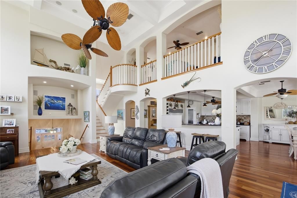 En Venta: $1,350,000 (3 camas, 3 baños, 2936 Pies cuadrados)