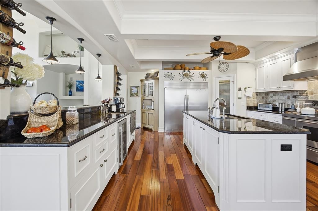 En Venta: $1,350,000 (3 camas, 3 baños, 2936 Pies cuadrados)