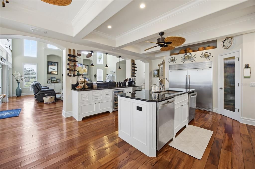 En Venta: $1,350,000 (3 camas, 3 baños, 2936 Pies cuadrados)
