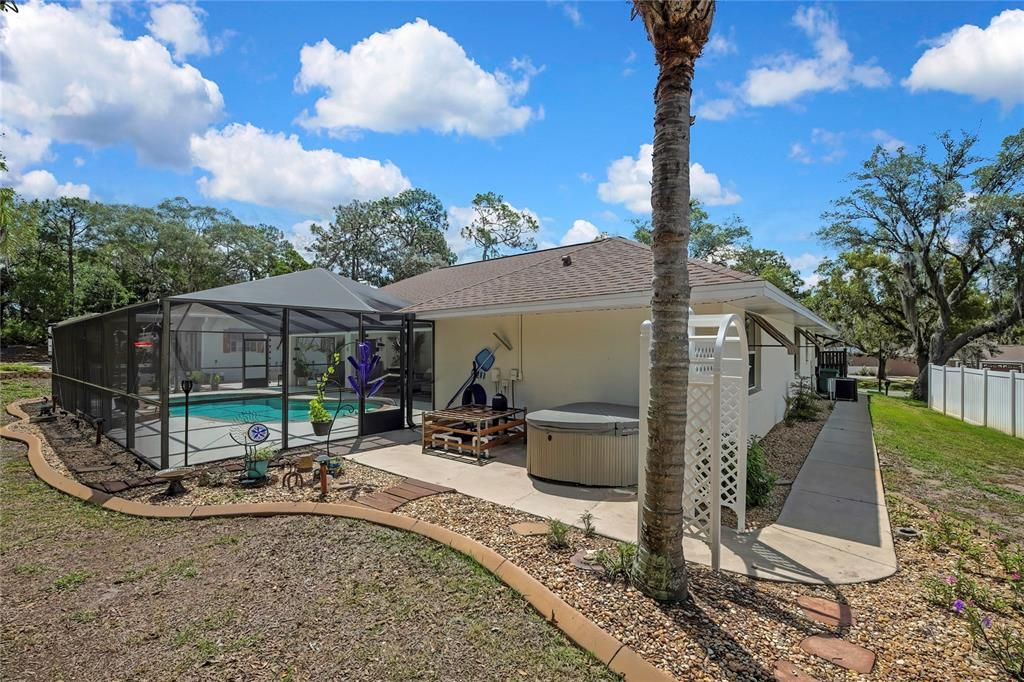 For Sale: $779,000 (4 beds, 3 baths, 2215 Square Feet)
