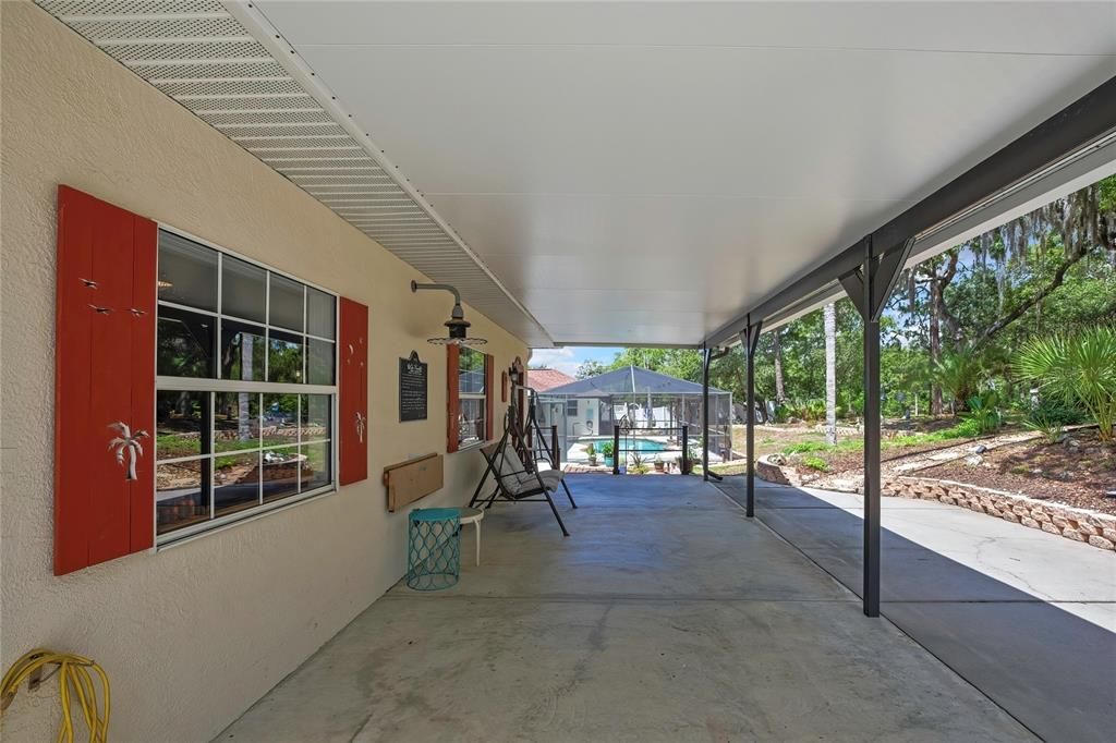 For Sale: $779,000 (4 beds, 3 baths, 2215 Square Feet)
