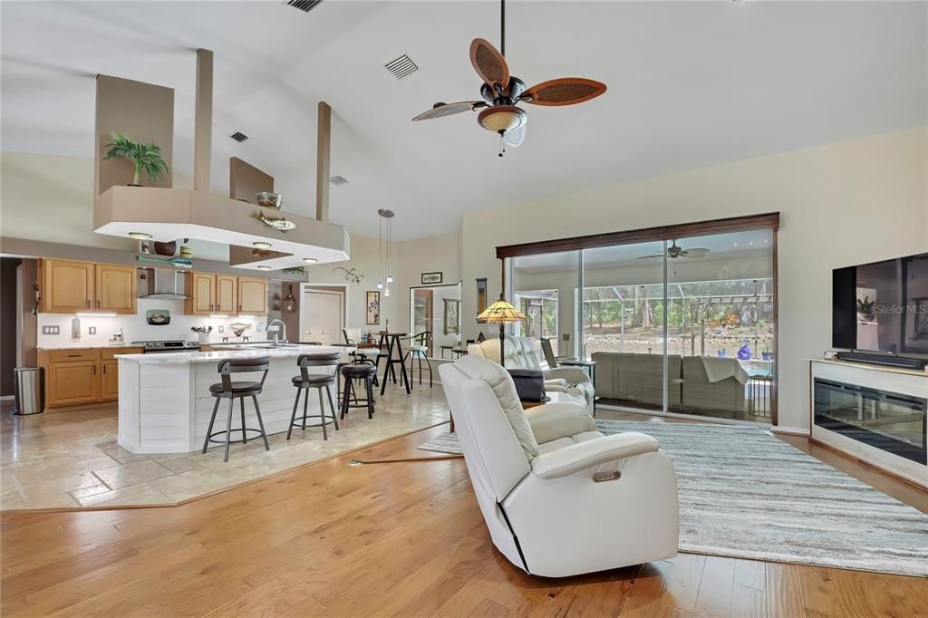 For Sale: $779,000 (4 beds, 3 baths, 2215 Square Feet)