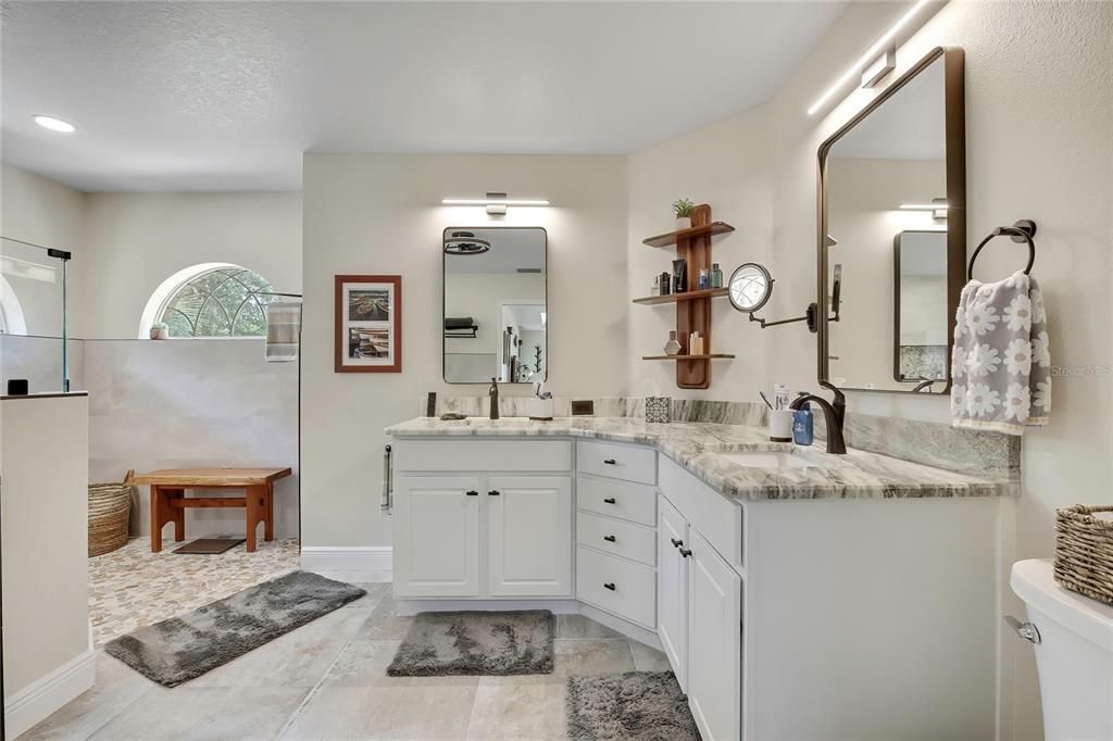 For Sale: $779,000 (4 beds, 3 baths, 2215 Square Feet)
