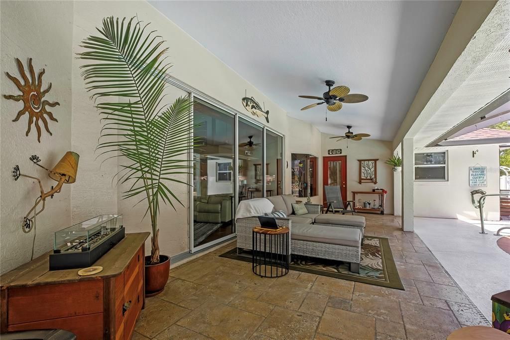 For Sale: $779,000 (4 beds, 3 baths, 2215 Square Feet)