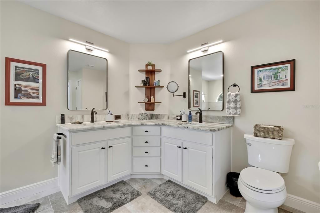 For Sale: $779,000 (4 beds, 3 baths, 2215 Square Feet)