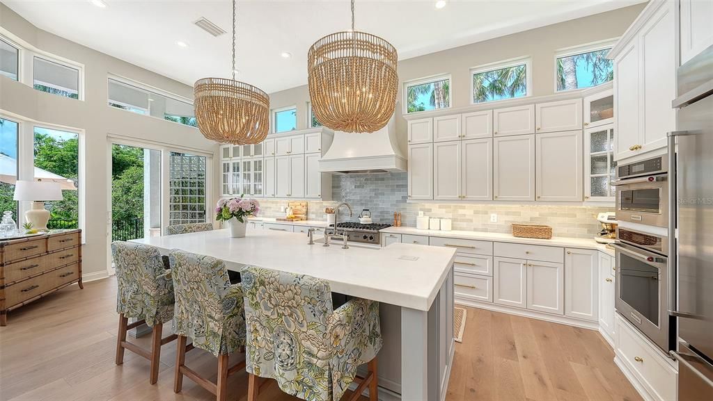 For Sale: $2,650,000 (4 beds, 4 baths, 3544 Square Feet)