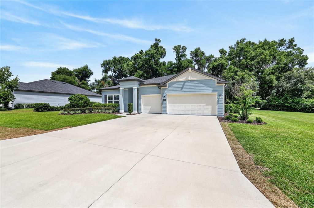 For Sale: $375,000 (4 beds, 3 baths, 2692 Square Feet)