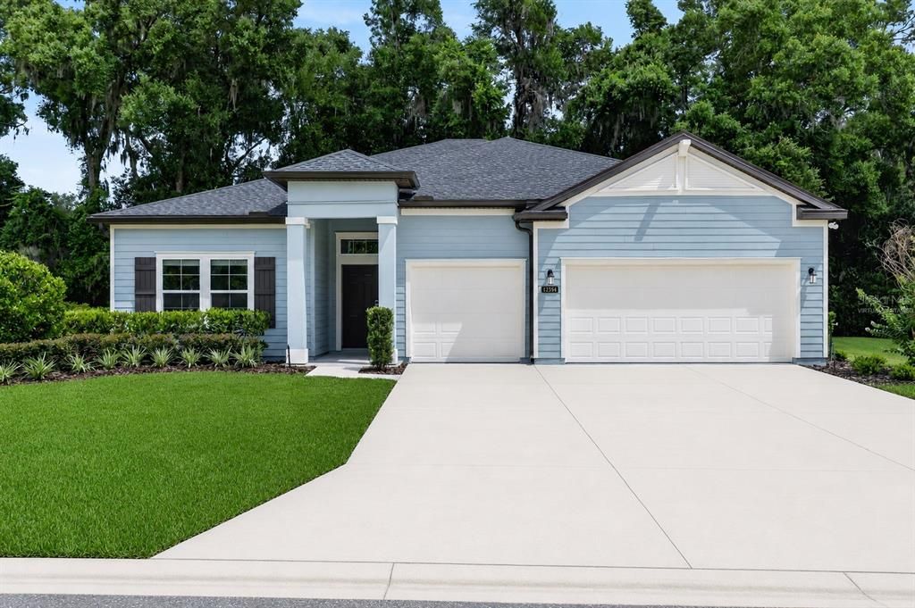 For Sale: $375,000 (4 beds, 3 baths, 2692 Square Feet)